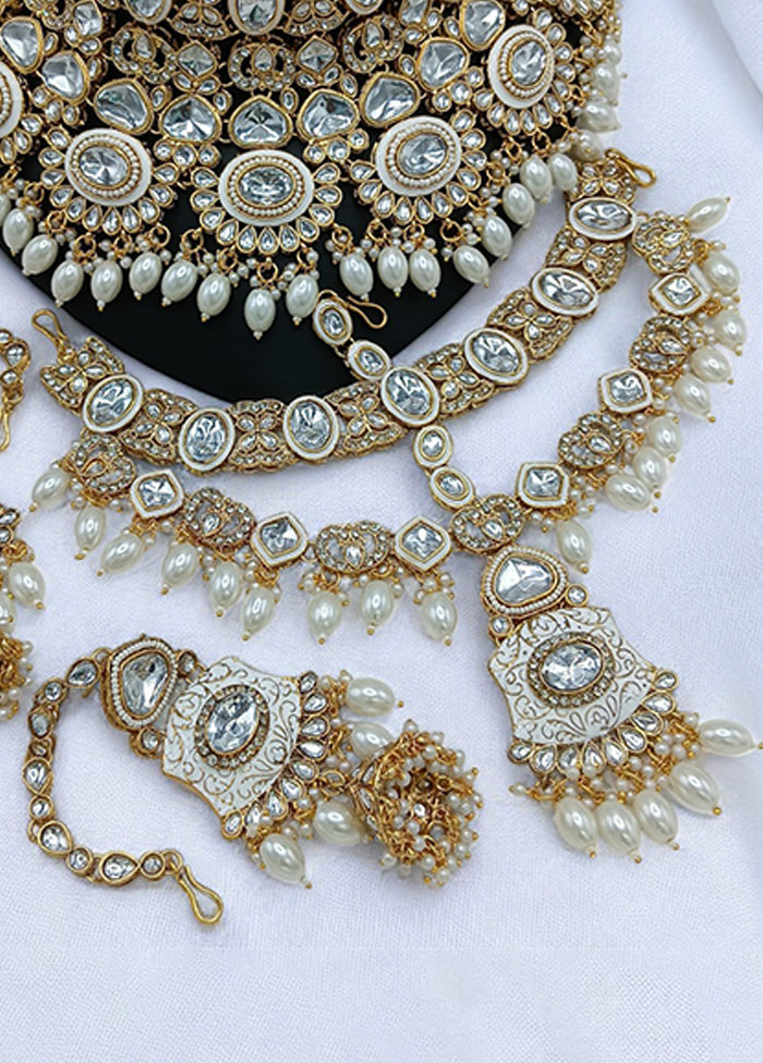 White Alloy Jewellery Set