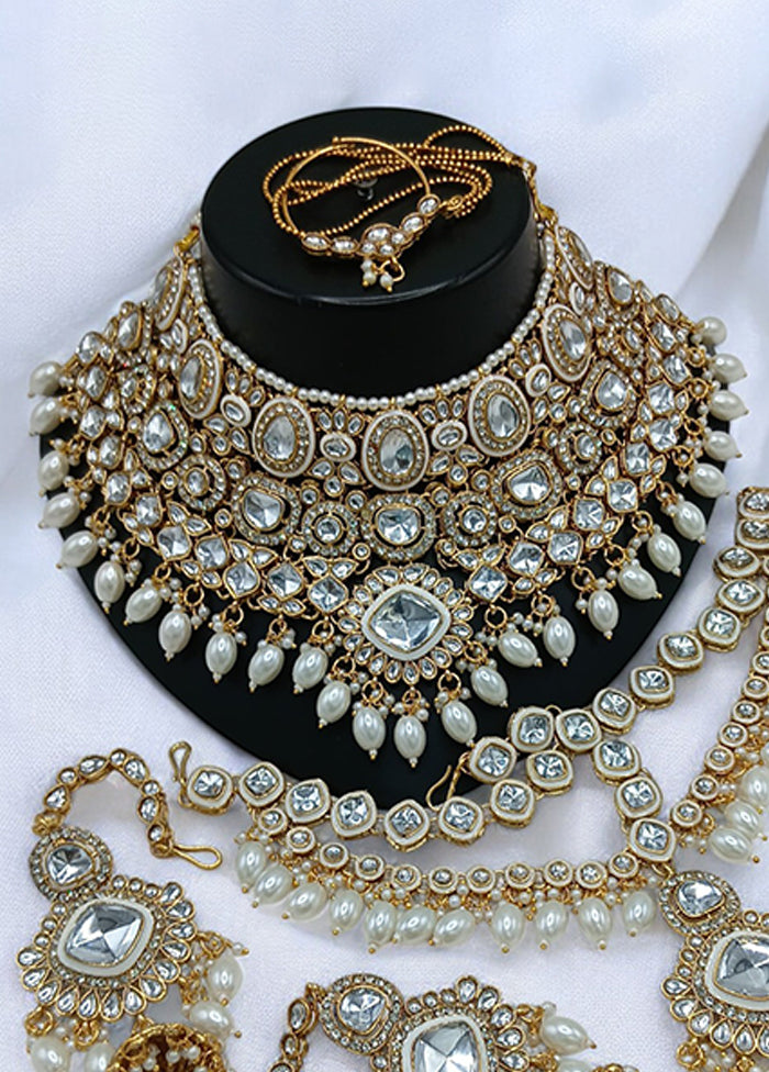 White Alloy Jewellery Set