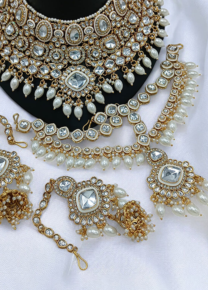White Alloy Jewellery Set