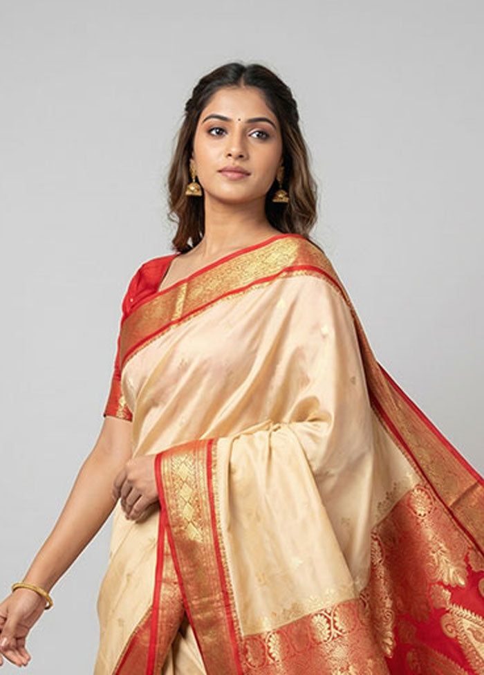 Cream Kanjivaram Silk Saree With Blouse Piece