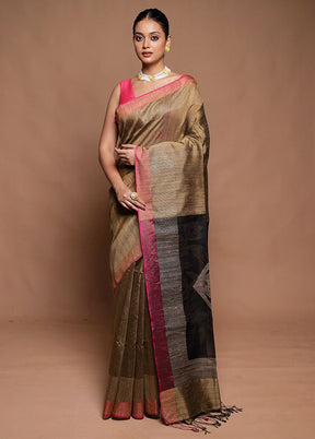 Brown Handloom Matka Pure Silk Saree With Blouse Piece