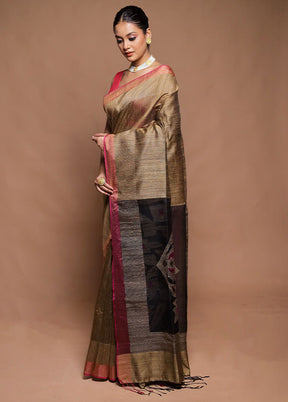 Brown Handloom Matka Pure Silk Saree With Blouse Piece