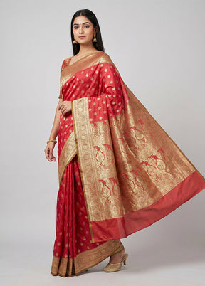 Cream Tanchoi Silk Saree With Blouse Piece