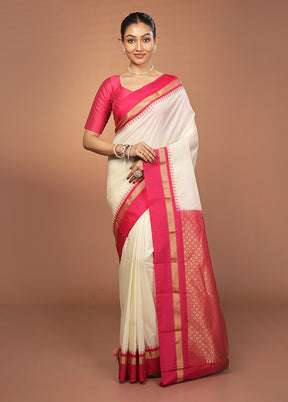 Cream Kanjivaram Silk Saree With Blouse Piece