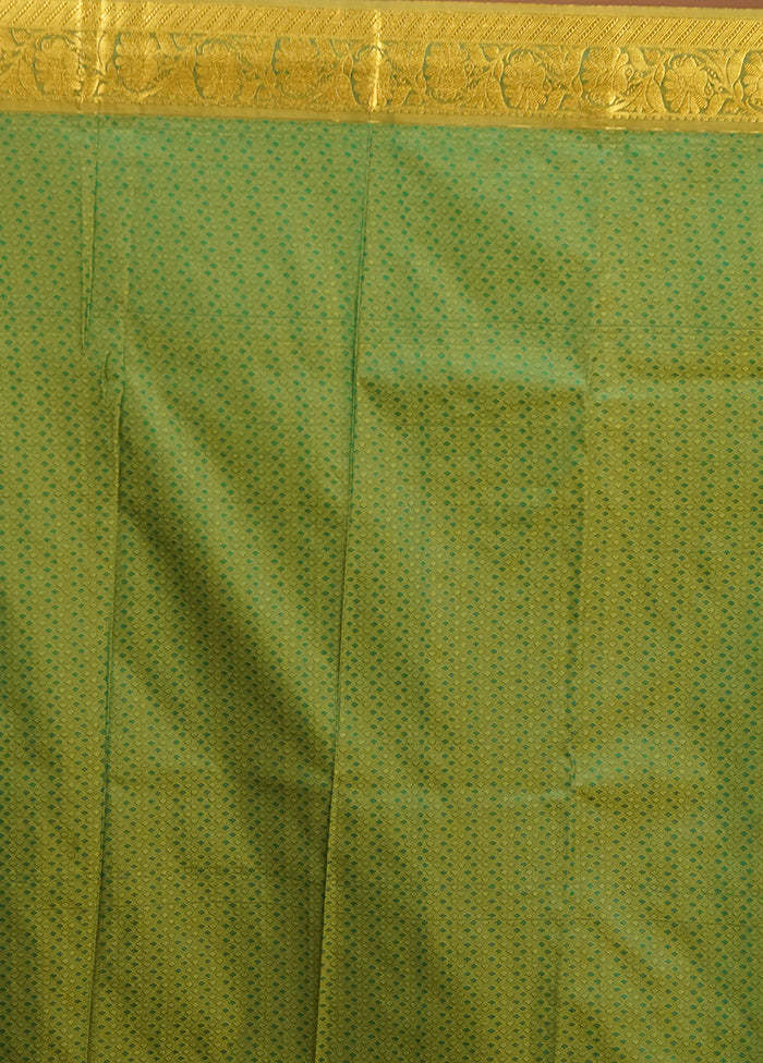 Green Kanjivaram Silk Saree With Blouse Piece