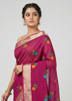 Green Cotton Saree With Blouse Piece