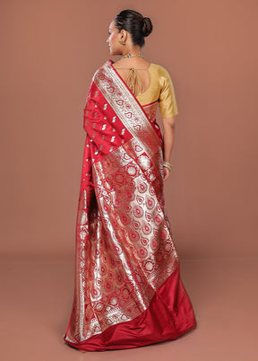 Red Banarasi Silk Saree With Blouse Piece
