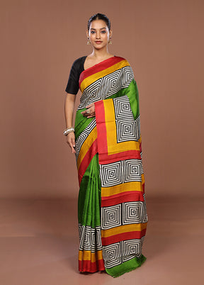 Green Printed Pure Silk Saree Without Blouse Piece