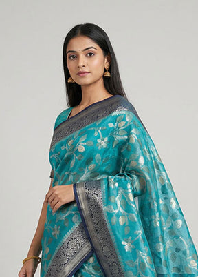 Green Georgette Saree With Blouse Piece
