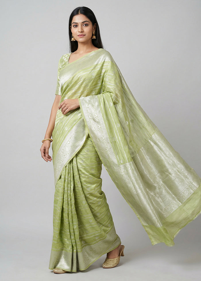 Green Uppada Silk Saree With Blouse Piece