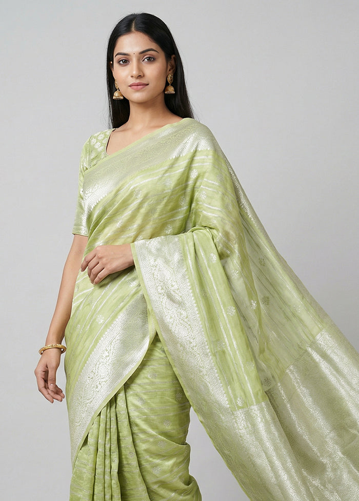 Green Uppada Silk Saree With Blouse Piece
