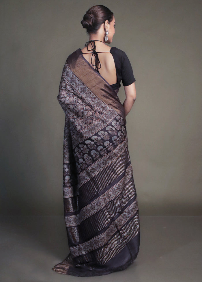 Brown Handloom Tussar Pure Silk Saree With Blouse Piece