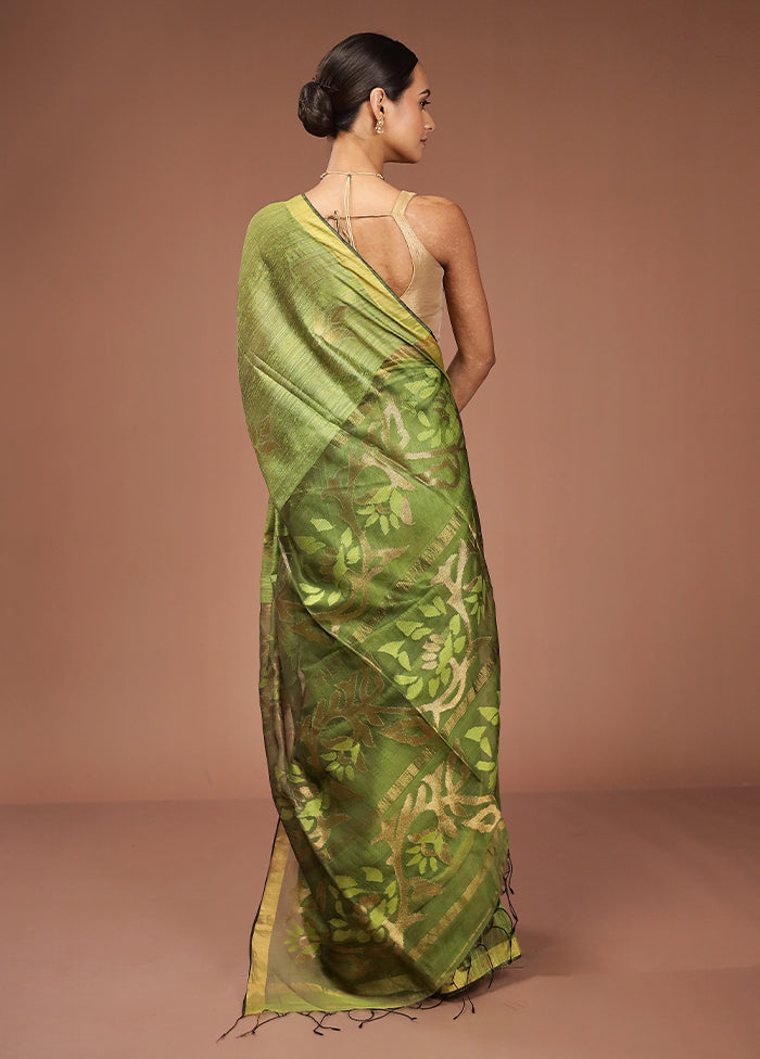 Green Handloom Matka Pure Silk Saree With Blouse Piece