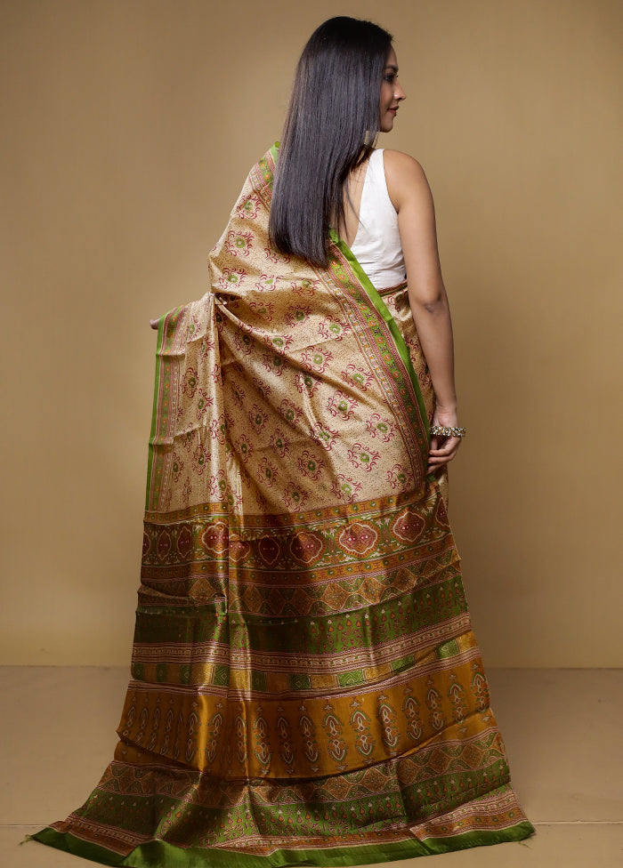 Cream Printed Silk Saree Without Blouse Piece