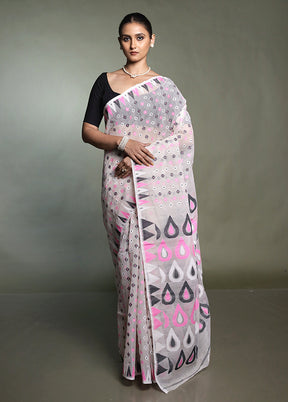 White Tant Jamdani Saree Without Blouse Piece