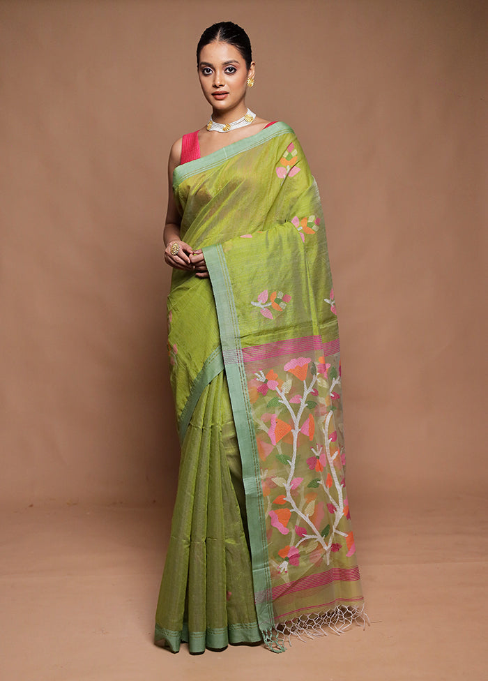 Green Handloom Matka Pure Silk Saree With Blouse Piece