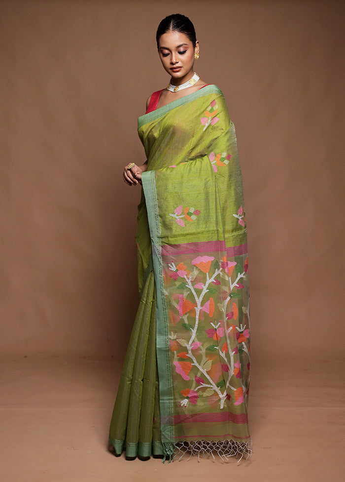 Green Handloom Matka Pure Silk Saree With Blouse Piece