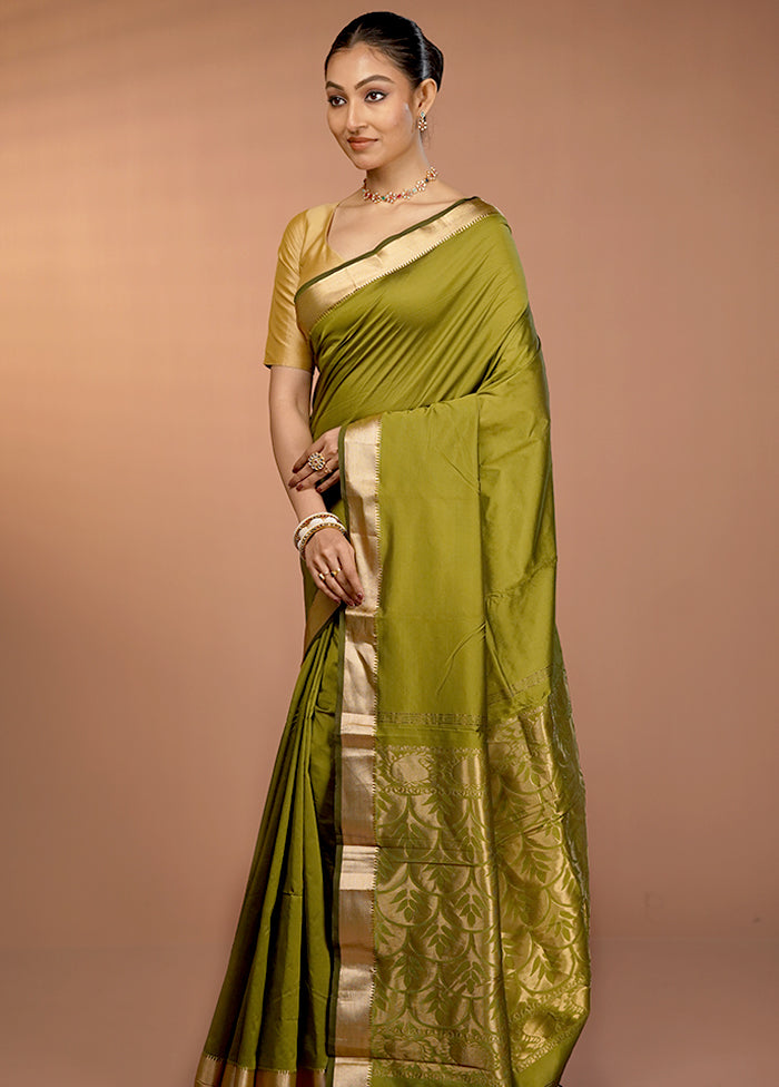 Green Kanjivaram Silk Saree With Blouse Piece