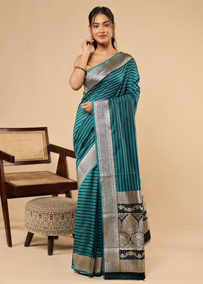 Green Dupion Silk Saree With Blouse Piece