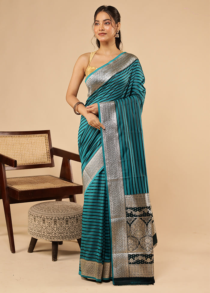 Green Dupion Silk Saree With Blouse Piece