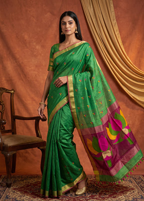 Multicolor Matka Silk Saree With Blouse Piece