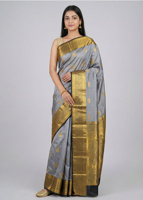 Grey Handloom Kanchipuram Pure Silk Saree With Blouse Piece