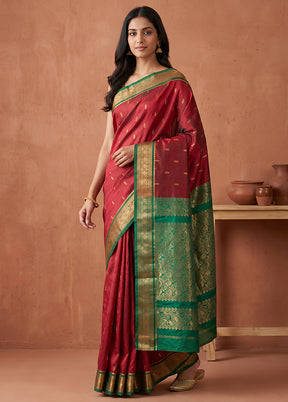 White Handloom Kanjivaram Pure Silk Saree With Blouse Piece