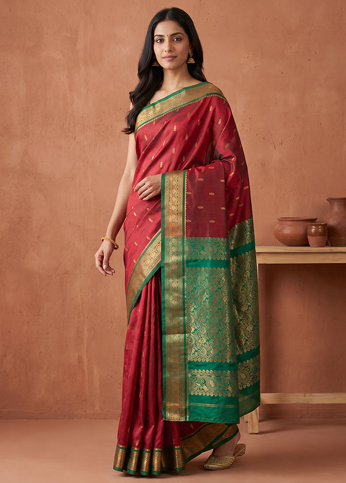 White Handloom Kanjivaram Pure Silk Saree With Blouse Piece