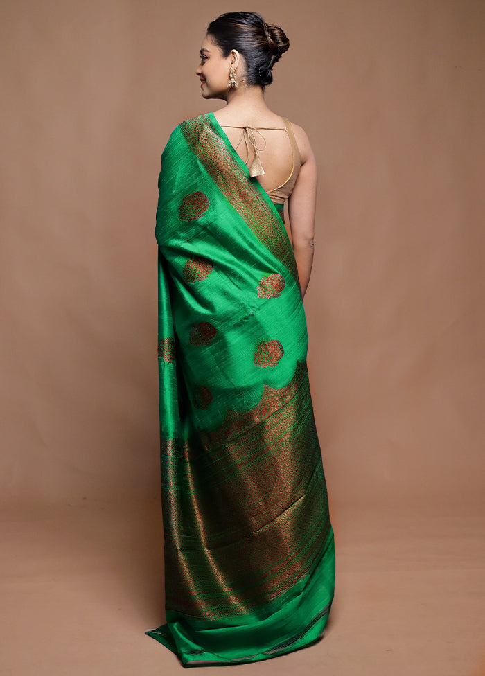 Green Handloom Tussar Pure Silk Saree With Blouse Piece