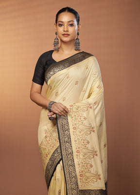 Cream Dupion Silk Saree With Blouse Piece