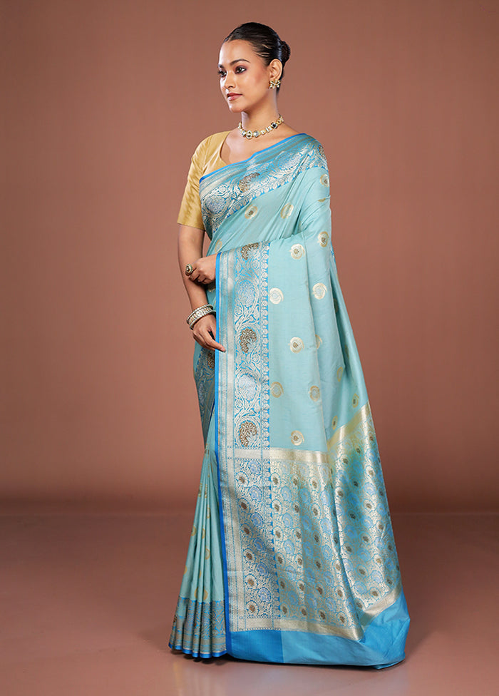 Blue Uppada Silk Saree With Blouse Piece