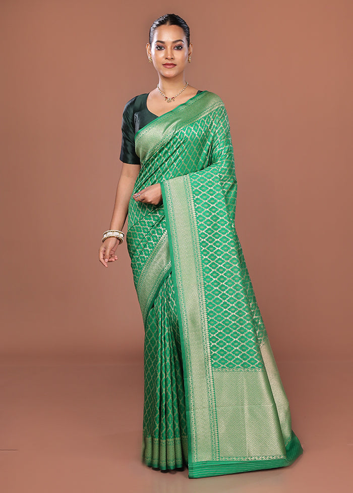 Multicolor Uppada Silk Saree With Blouse Piece