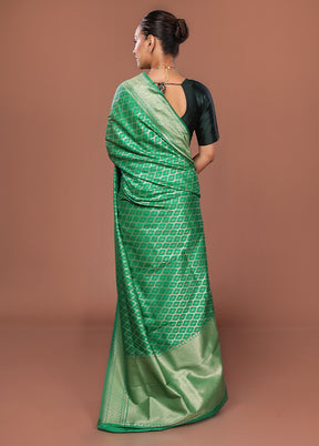 Multicolor Uppada Silk Saree With Blouse Piece