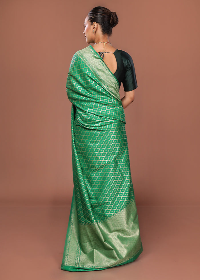 Multicolor Uppada Silk Saree With Blouse Piece