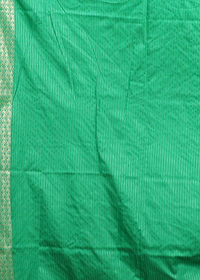 Multicolor Uppada Silk Saree With Blouse Piece