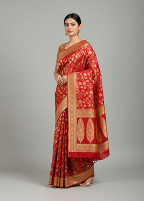 Red Uppada Silk Saree With Blouse Piece
