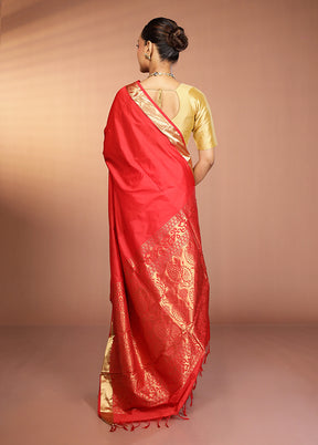 Red Kanjivaram Silk Saree With Blouse Piece