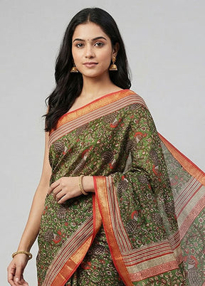 Green Printed Silk Saree Without Blouse Piece