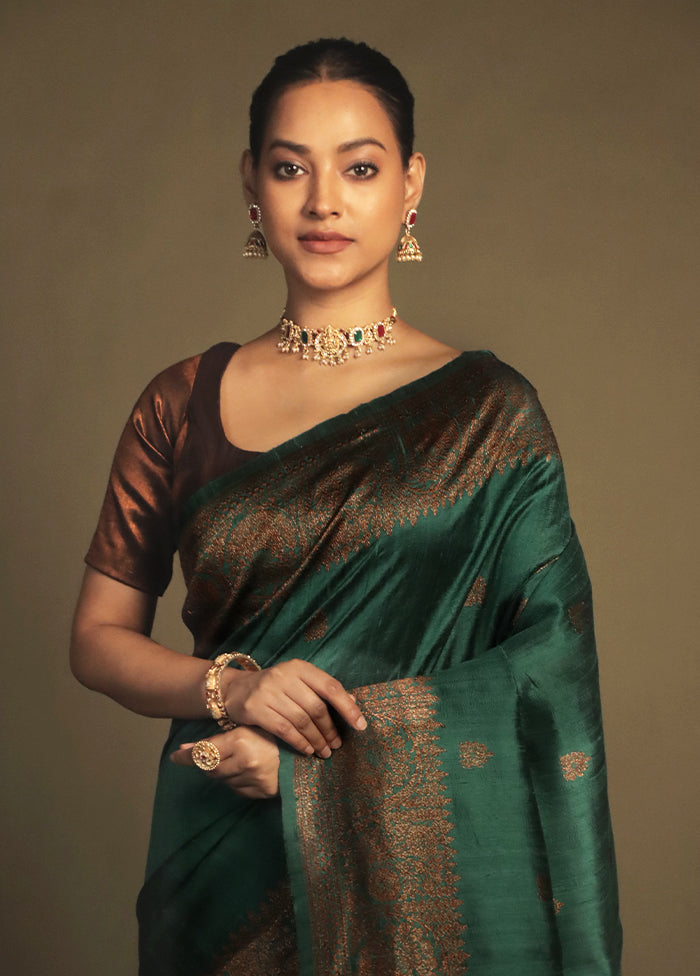 Green Handloom Tussar Pure Silk Saree With Blouse Piece