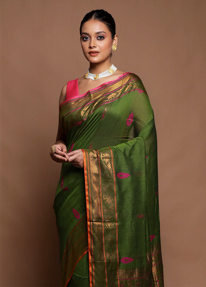 Green Matka Silk Saree With Blouse Piece