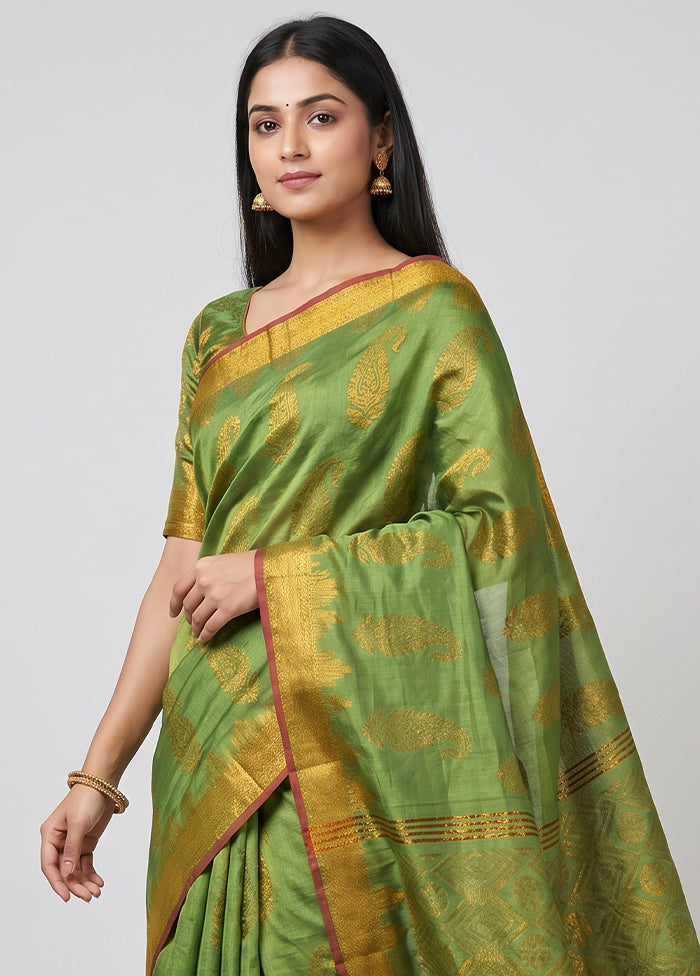 Multicolor Matka Silk Saree With Blouse Piece