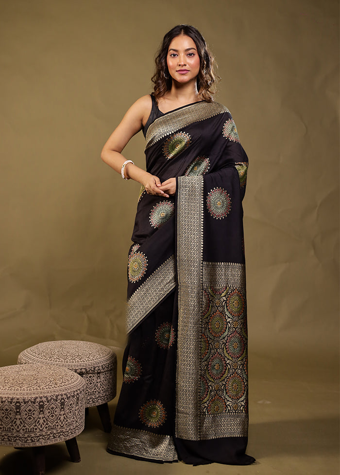 Black Handloom Pure Georgette Saree With Blouse Piece