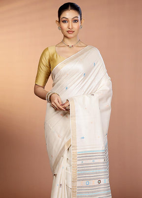 Cream Handloom Tussar Pure Silk Saree With Blouse Piece