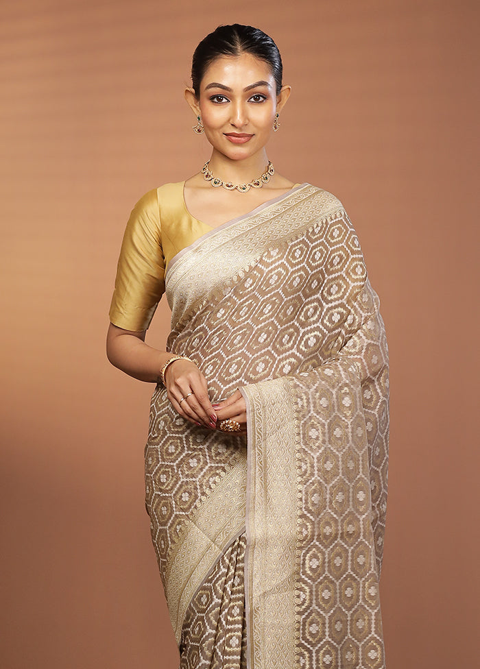 Grey Pure Cotton Saree With Blouse Piece
