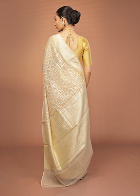 Cream Pure Cotton Saree With Blouse Piece