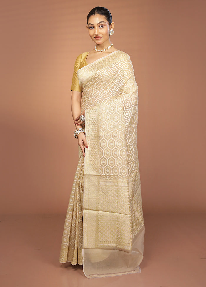 Cream Pure Cotton Saree With Blouse Piece