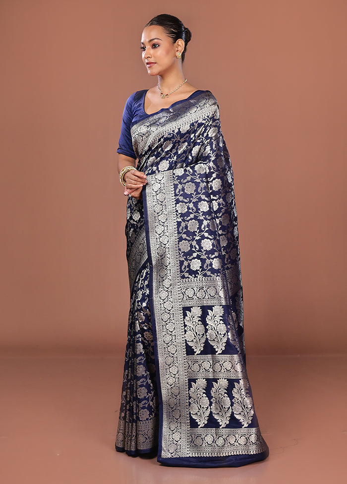 Blue Uppada Silk Saree With Blouse Piece