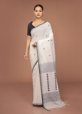 White Khadi Cotton Saree With Blouse Piece