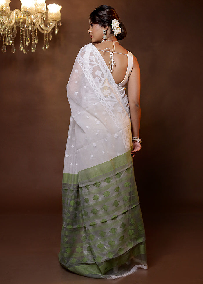 White Tant Jamdani Saree Without Blouse Piece