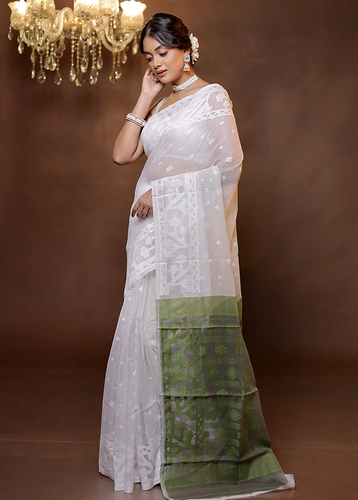 White Tant Jamdani Saree Without Blouse Piece